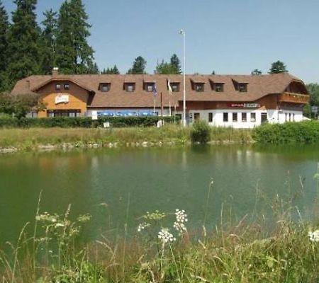 Hotel Karl Zelezna Ruda Exterior photo